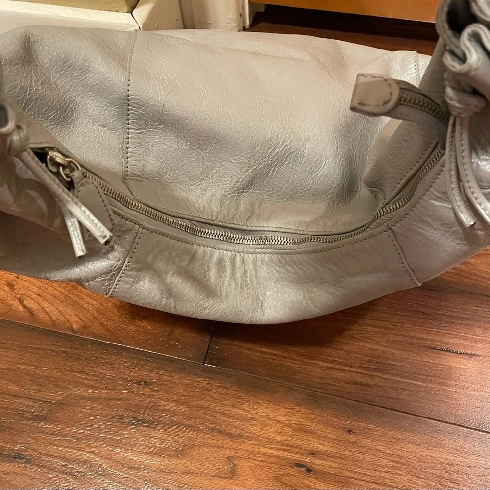 45. Women’s Paolo Masi Gray‎ Leather Hobo Bag